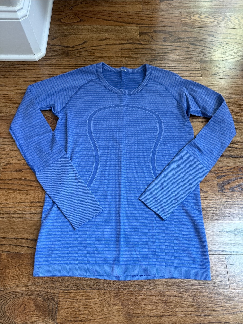 Lululemon Blue Striped Swiftly Tech Long sleeve-Sz 10